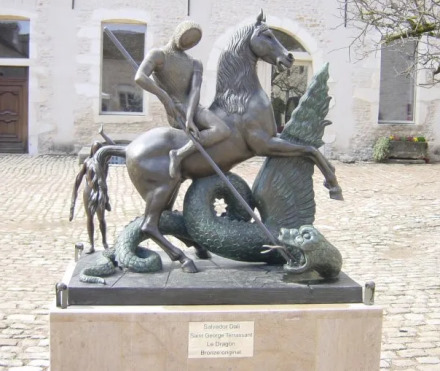 saint georges sculpture salvador dali